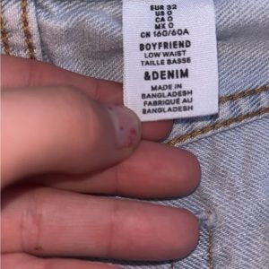 H&M ripped jeans size 0